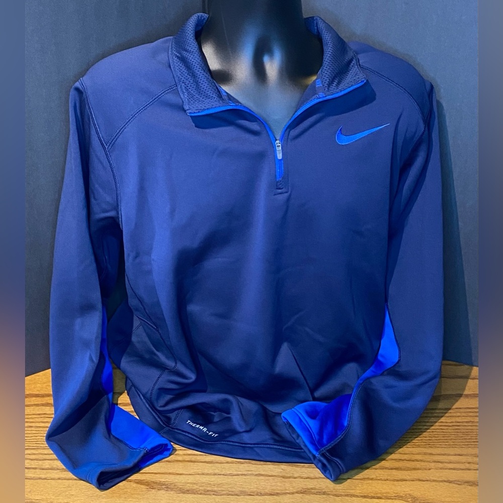 Nike Therma Fit Jacket  Dark Blue Large Nike Logo